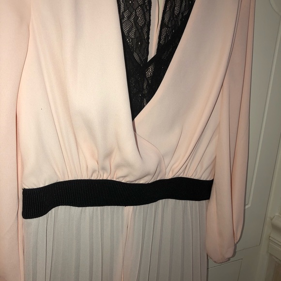 New York & Company: blush color and black dress - Picture 2 of 7